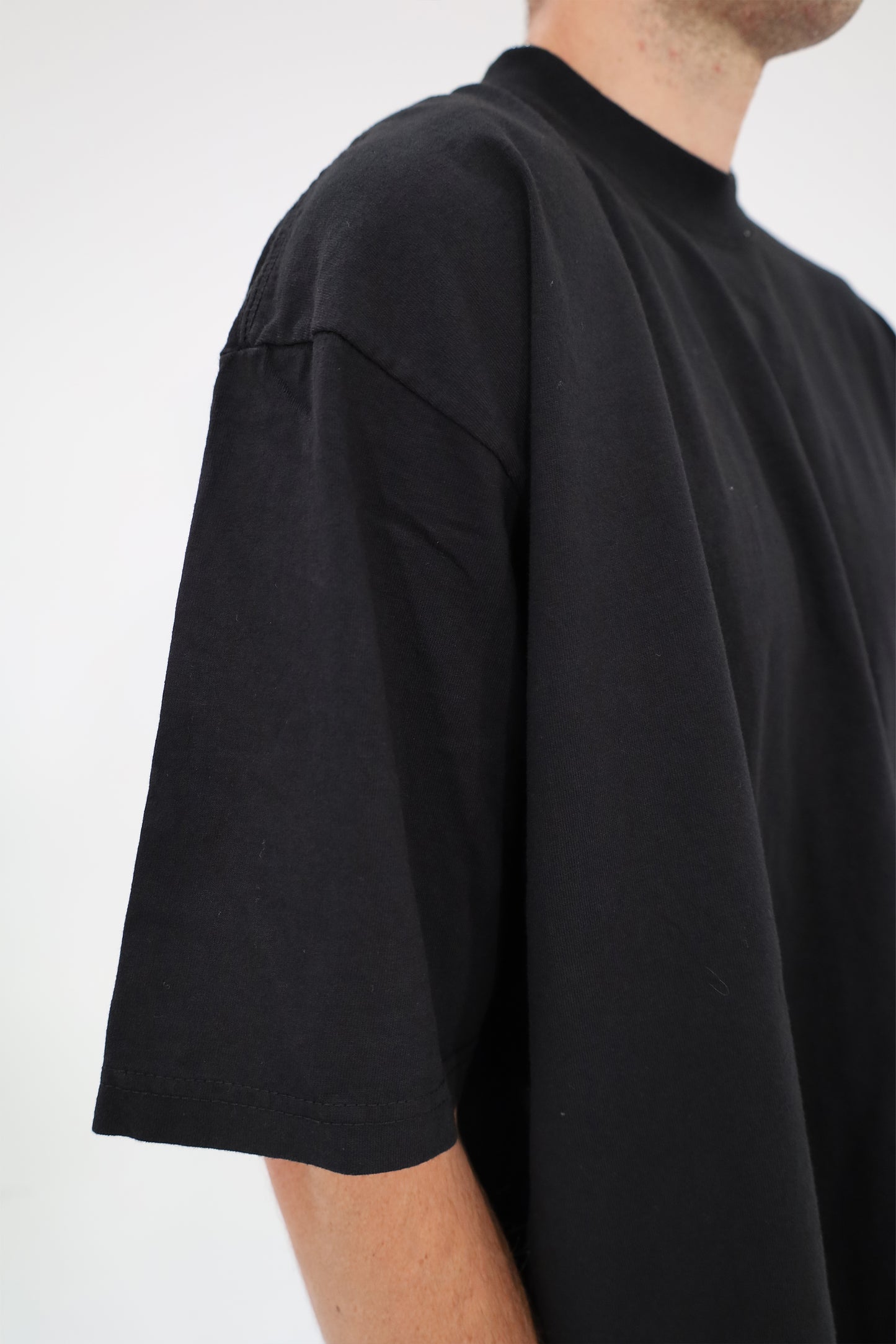 Oversized T-Shirt (Black)