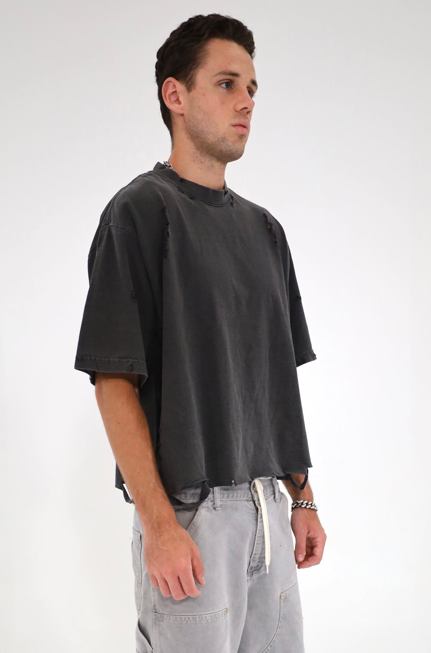 Distressed Crop T-Shirt (Pepper)