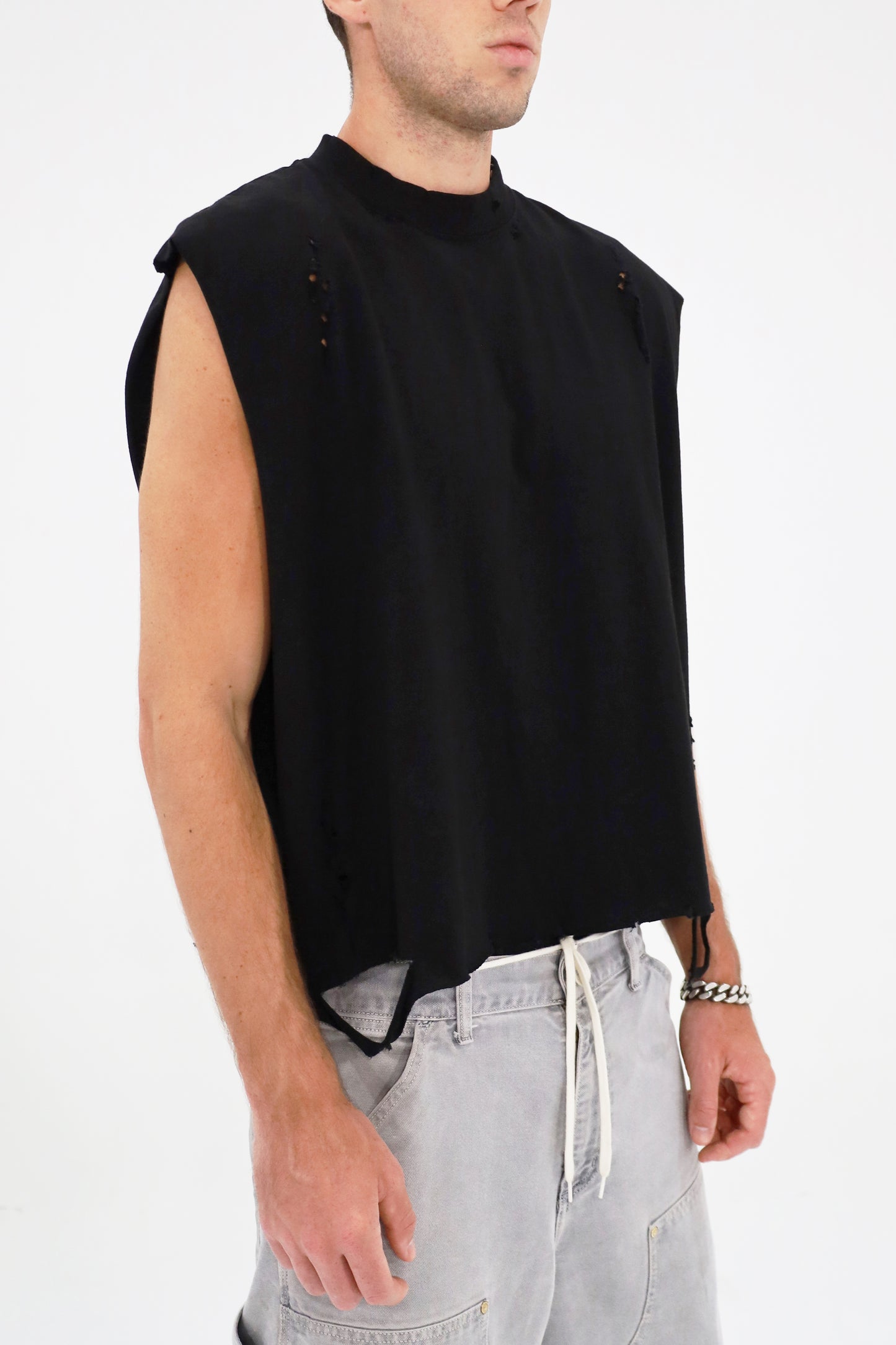 Distressed Cropped Muscle Shirt (Black)
